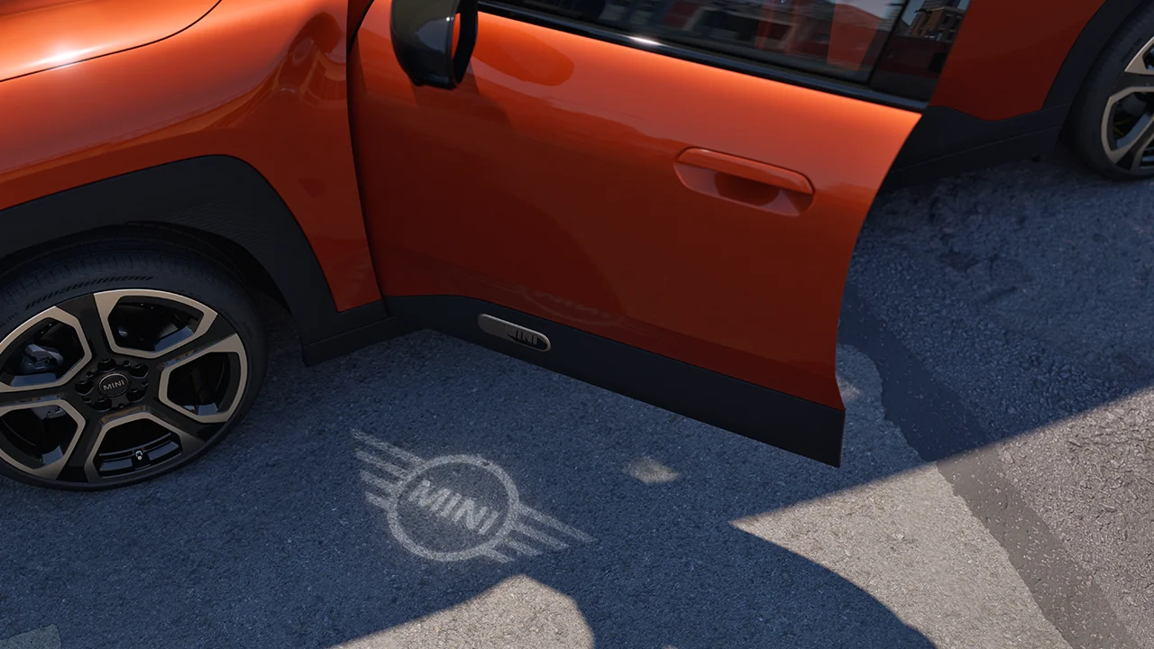 MINI Aceman Electric – Türprojektion