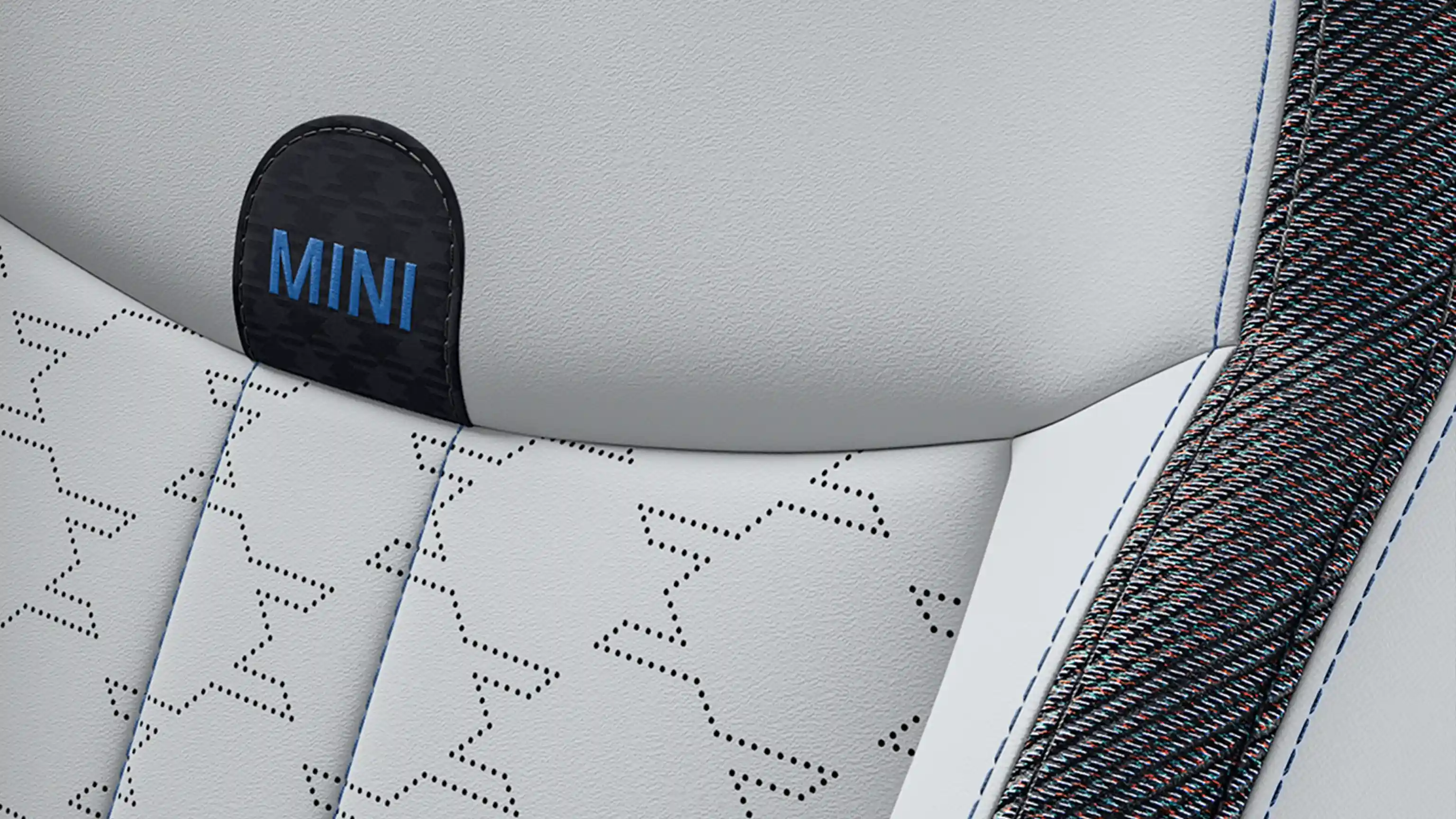 Ansicht des MINI Cooper 5-Türer Classic Trim mit Sitzen Vescin/Stoff Kombination in Grau/Blau