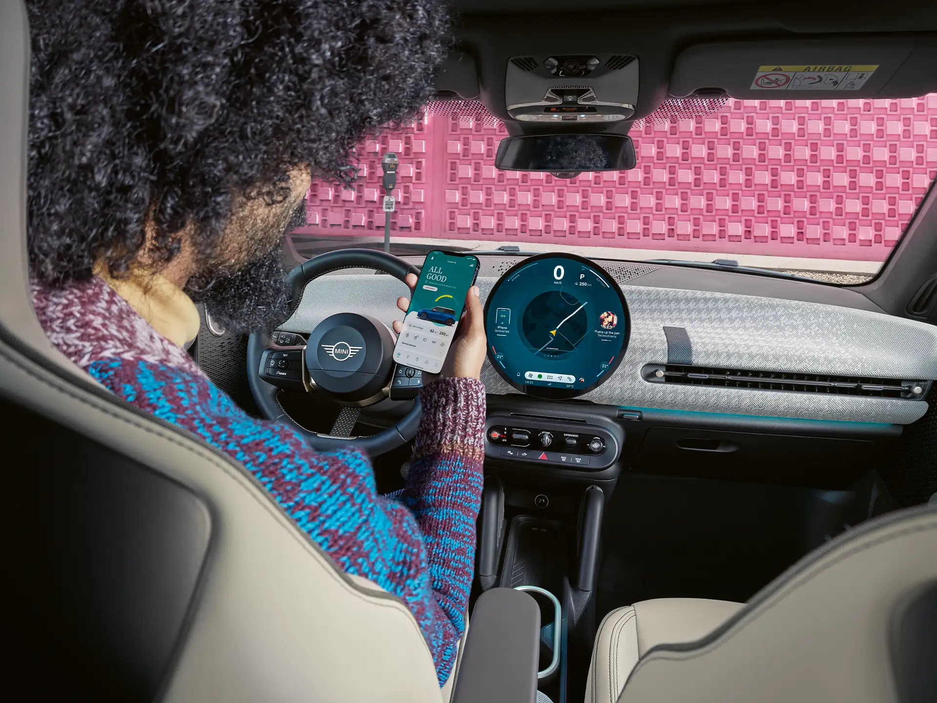MINI Cooper Electric – MINI Reise