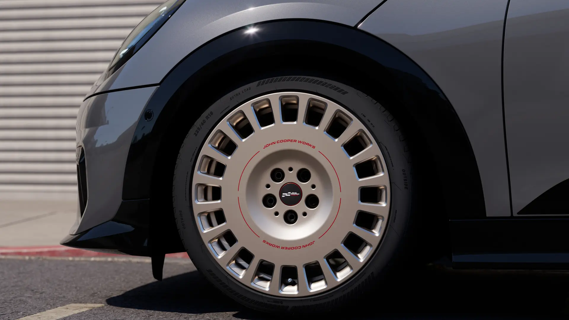 MINI 18" JCW Rallye Spoke 992 Leichtmetall-Komplettradsatz in Vibrant Silver.