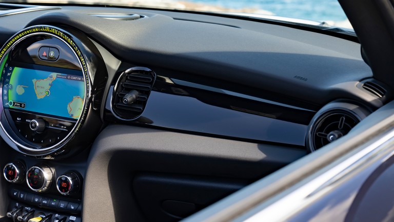 Vollelektrisches MINI Cabrio – Innenraum