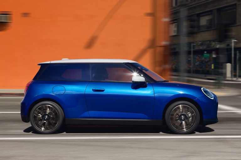 Der neue vollelektrische MINI Cooper – Galerie Exterieur – Seitenansicht