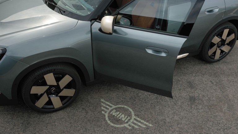 Der erste vollelektrische MINI Countryman – Digitales Erlebnis – Digital Key Plus