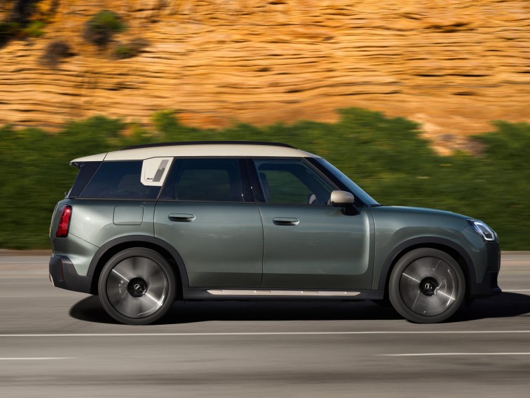 Der erste vollelektrische MINI Countryman – All4